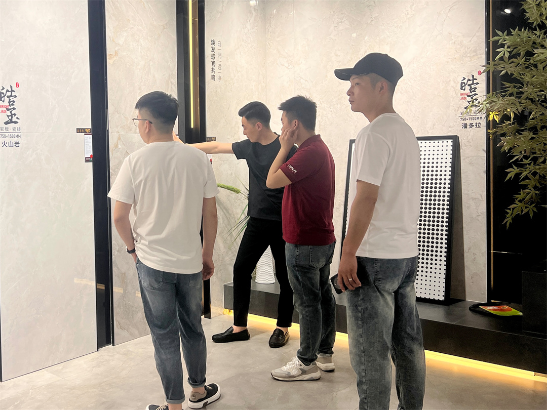 1715220288968515.jpg 02.jpg